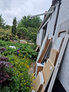 Extérieur  avant encombré