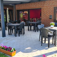 Terrasse extérieure au domaine des Alizées