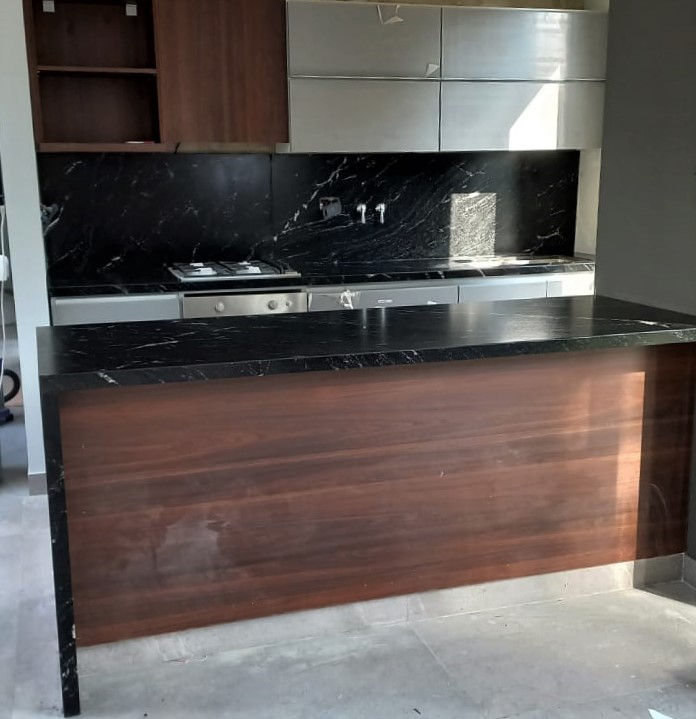 EBONY CRISTAL LEATHER