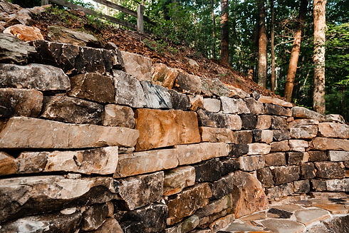 ellijay retaining wall fire pit