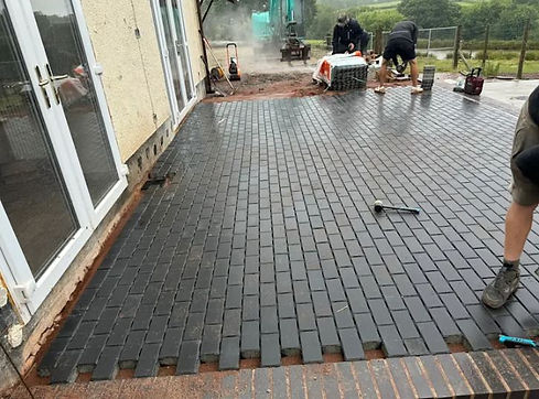 Paving patio 2 - Groundworks.JPG