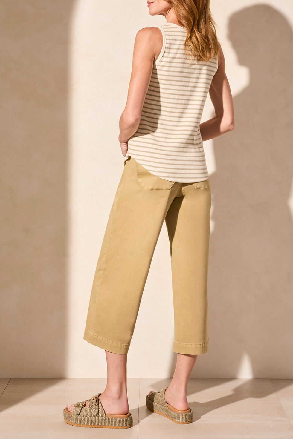 Miniature : 725361R CAMI BOUTONS