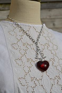 COLLIER PENDENTIF : chaîne argent et cœur en cristal de Baccarat
