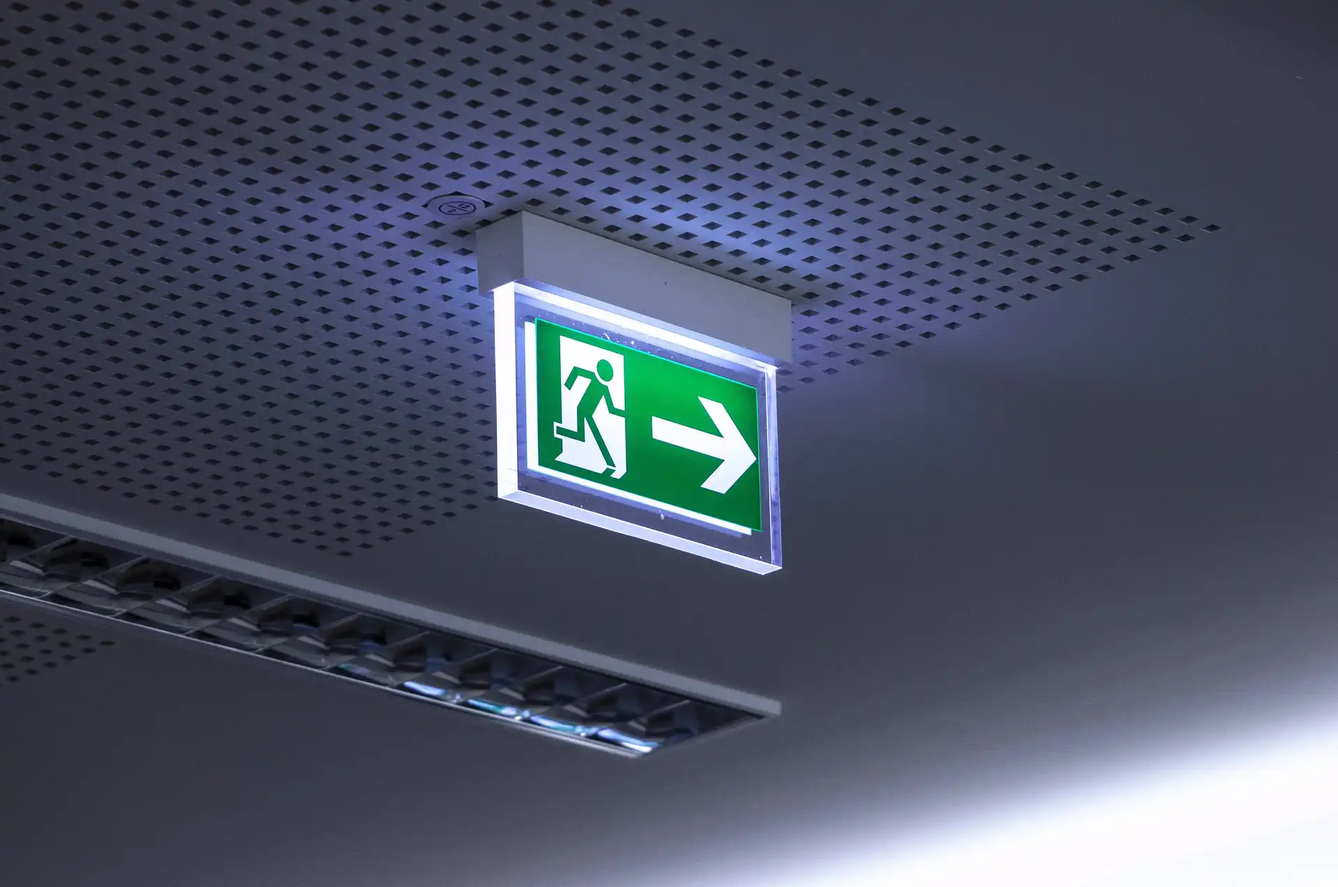 Flucht-und-Rettungsplänen-gemäß-DIN-ISO-12501.webp
