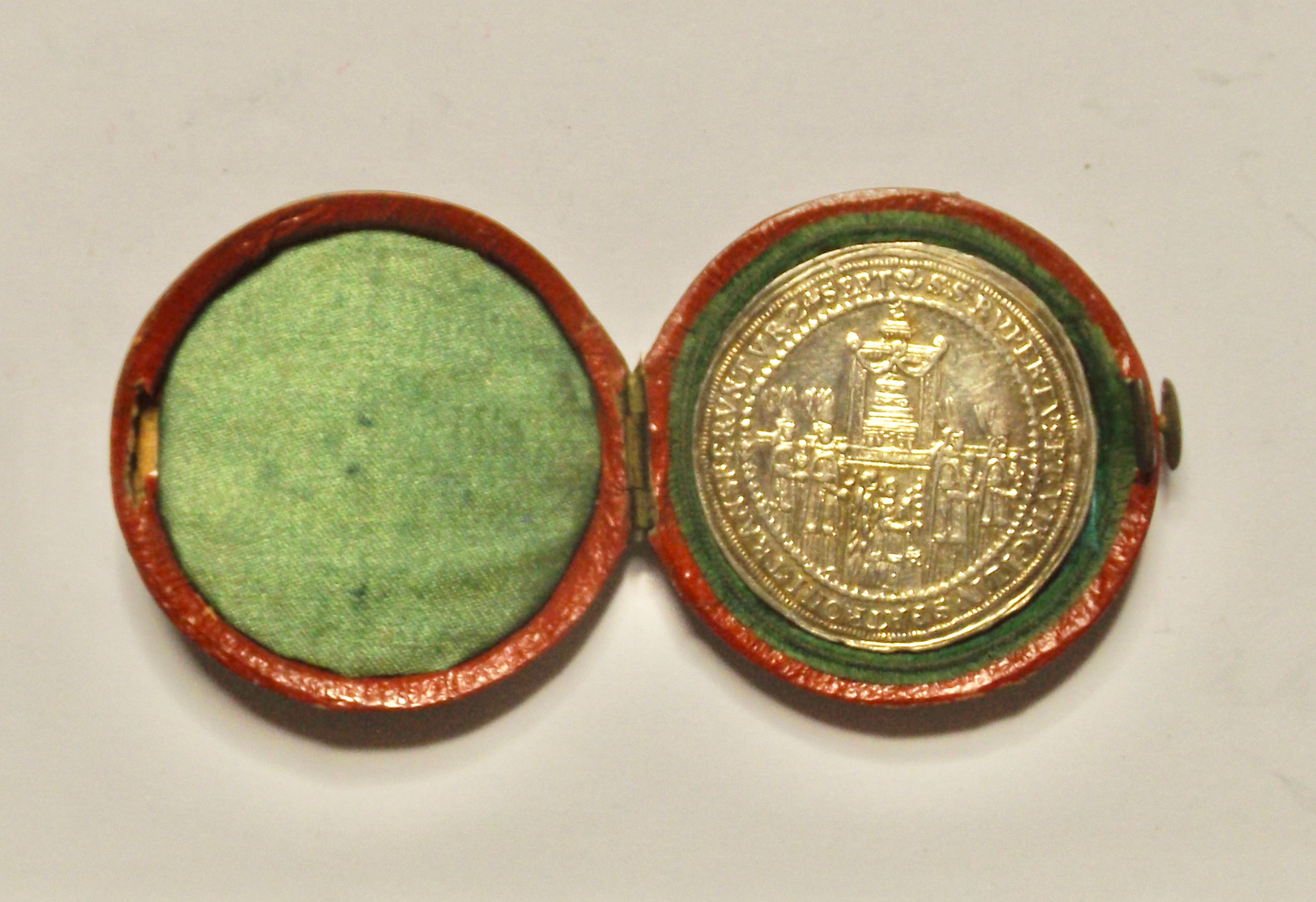 319* Salzburg 1/2 Taler 1628 auf die Domweihe - St-