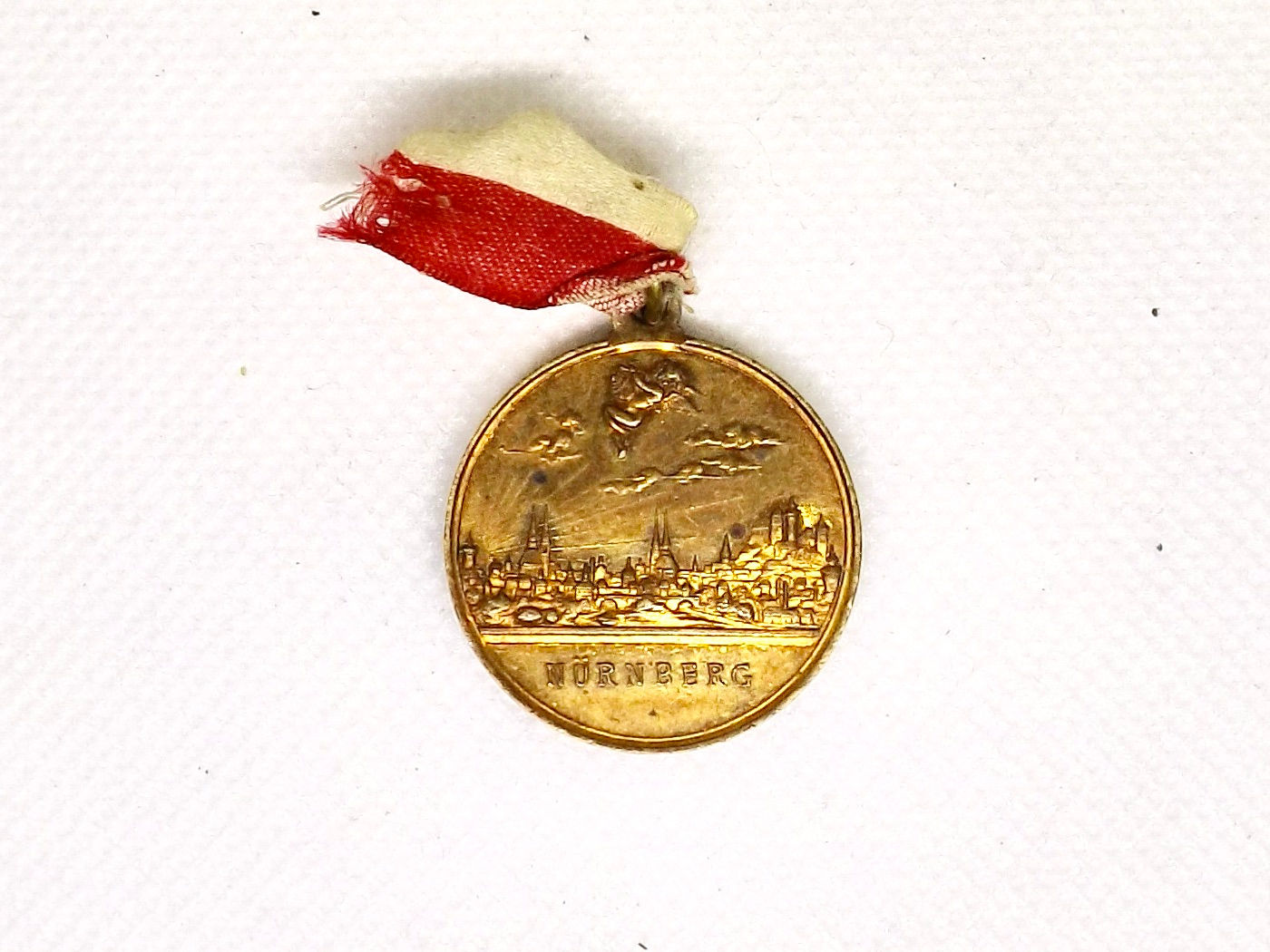 1081* Abzeichen Künstler Verein Keil Berg Mai Fest 11.5.1890 Nürnberg - vergolde