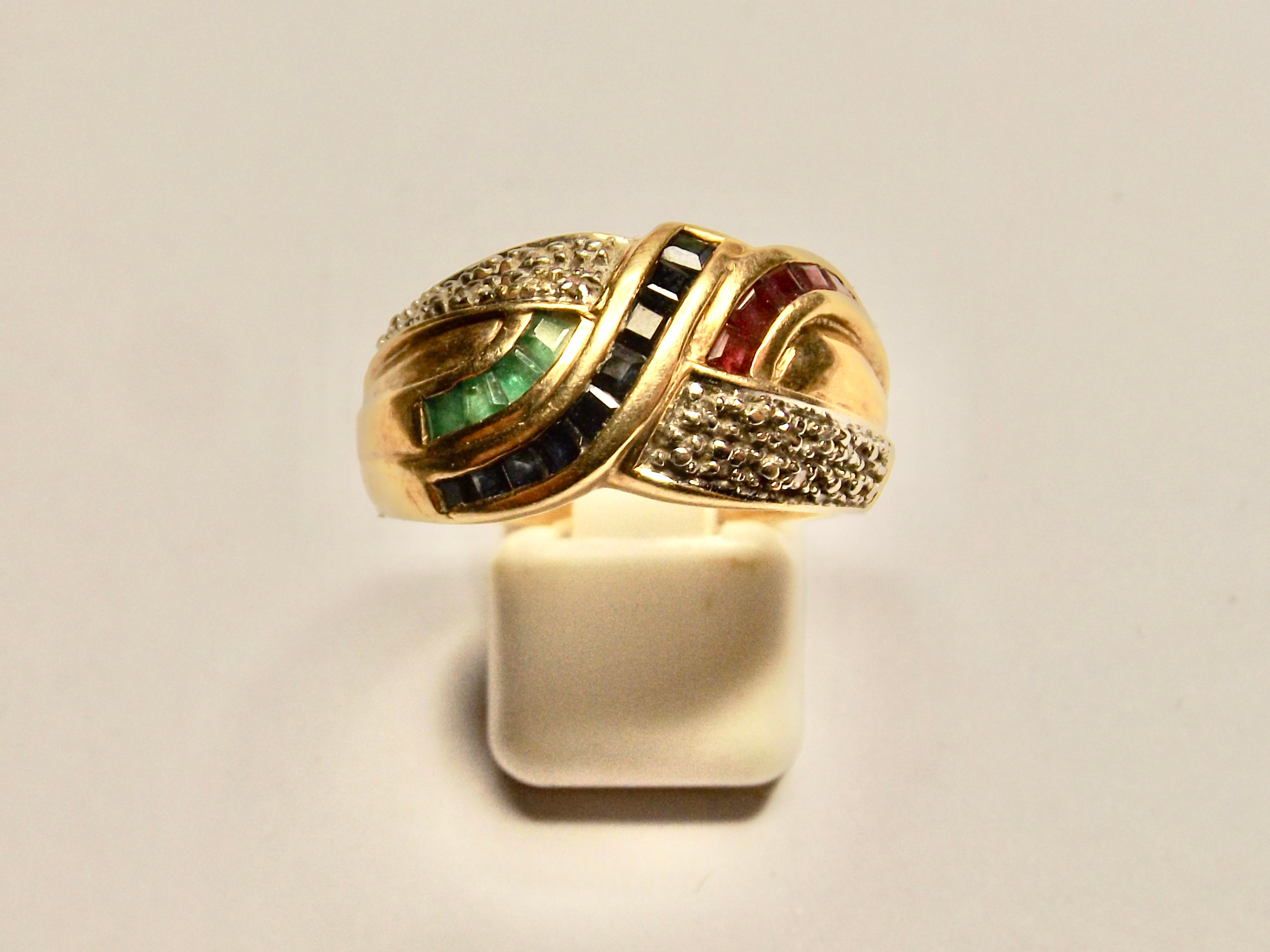 317* Damen Ring - Gold 14 Kt / .585 / besetzt mit Brill, Farbsteinen