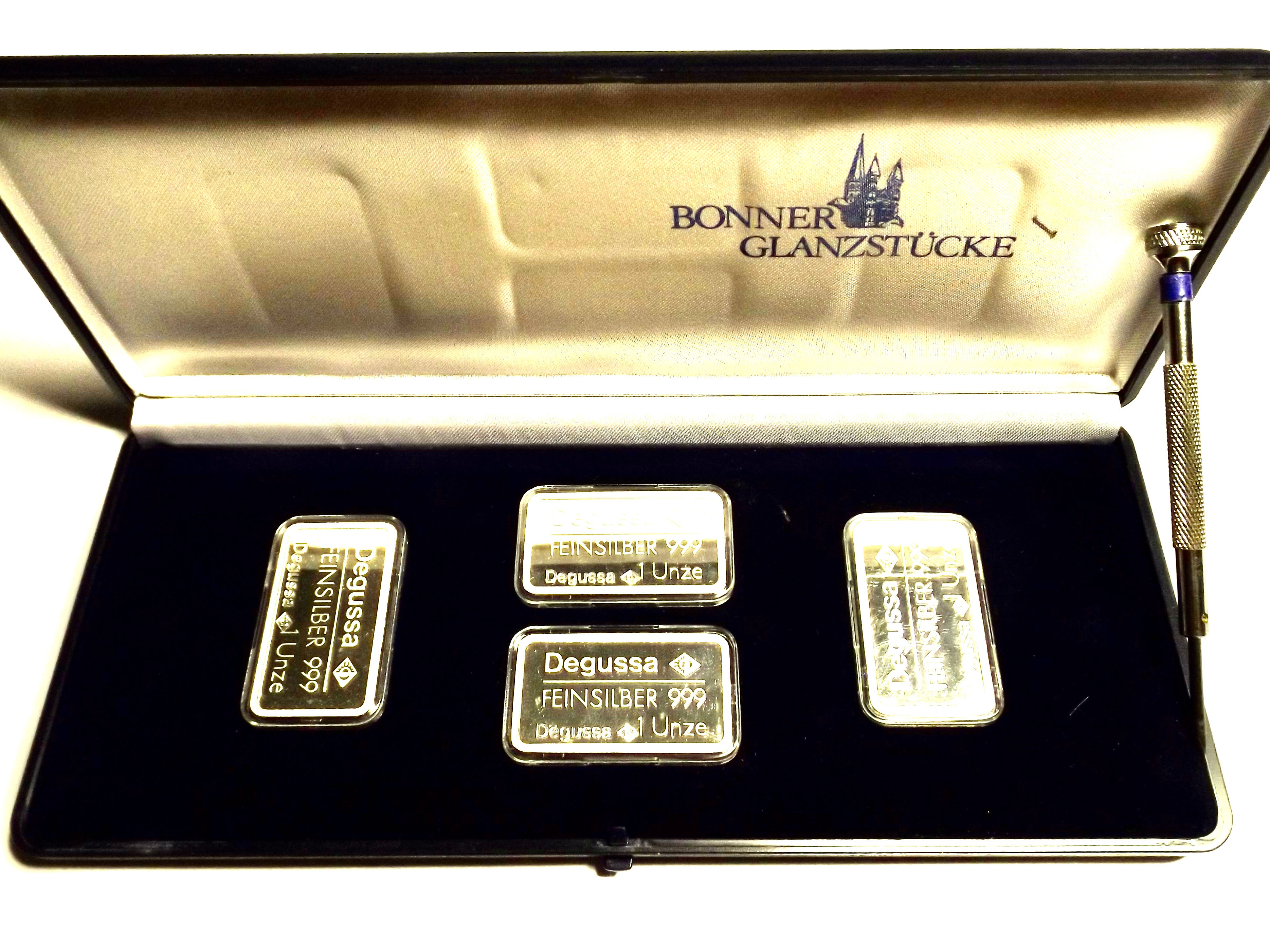 898* 4 x 1 Unze Feinsilber Barren .999  Etui - Revers 4 versch. Ansichten v Bonn