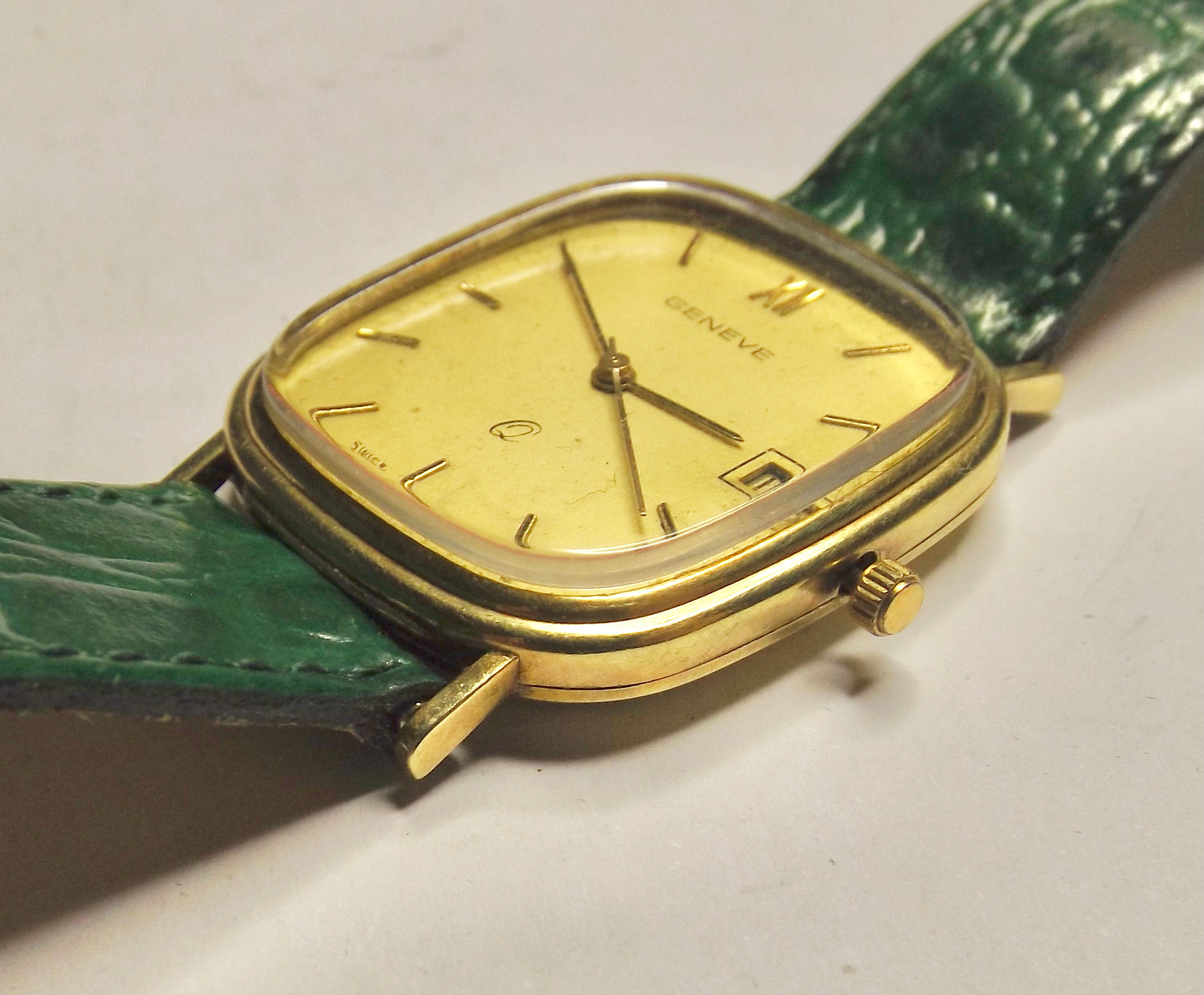 231* GENEVE Schweiz Armbanduhr mit Datum - Gold 14 Kt / .585