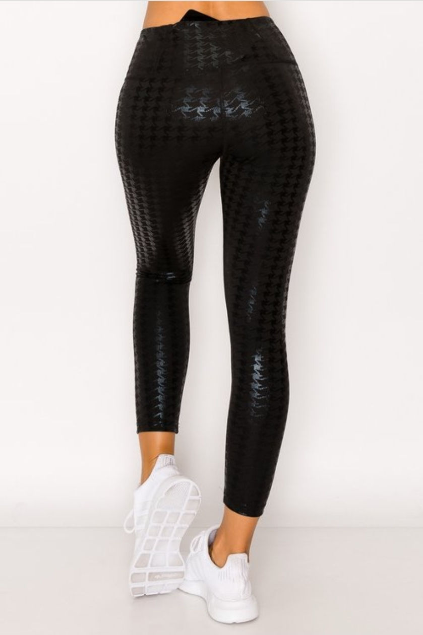 Thumbnail: Glossy Houndstooth 