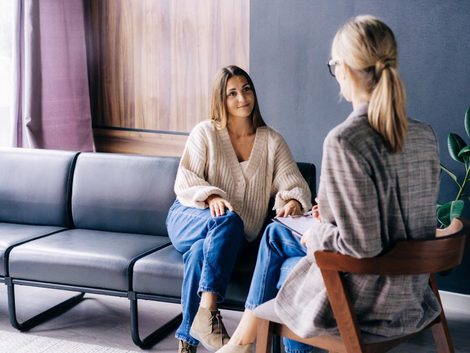 Exploring NAD+ IV Therapy Transformative Benefits for Dubai's Busy Lifestyle