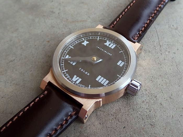 IL010 Single Hand / Bronze