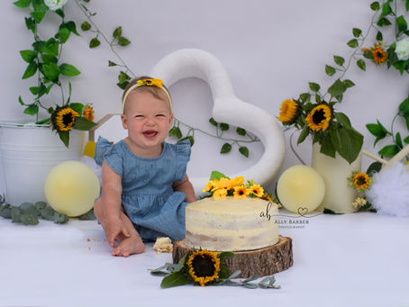 CakeSmash & Milk Bath WestSussex and Surrey