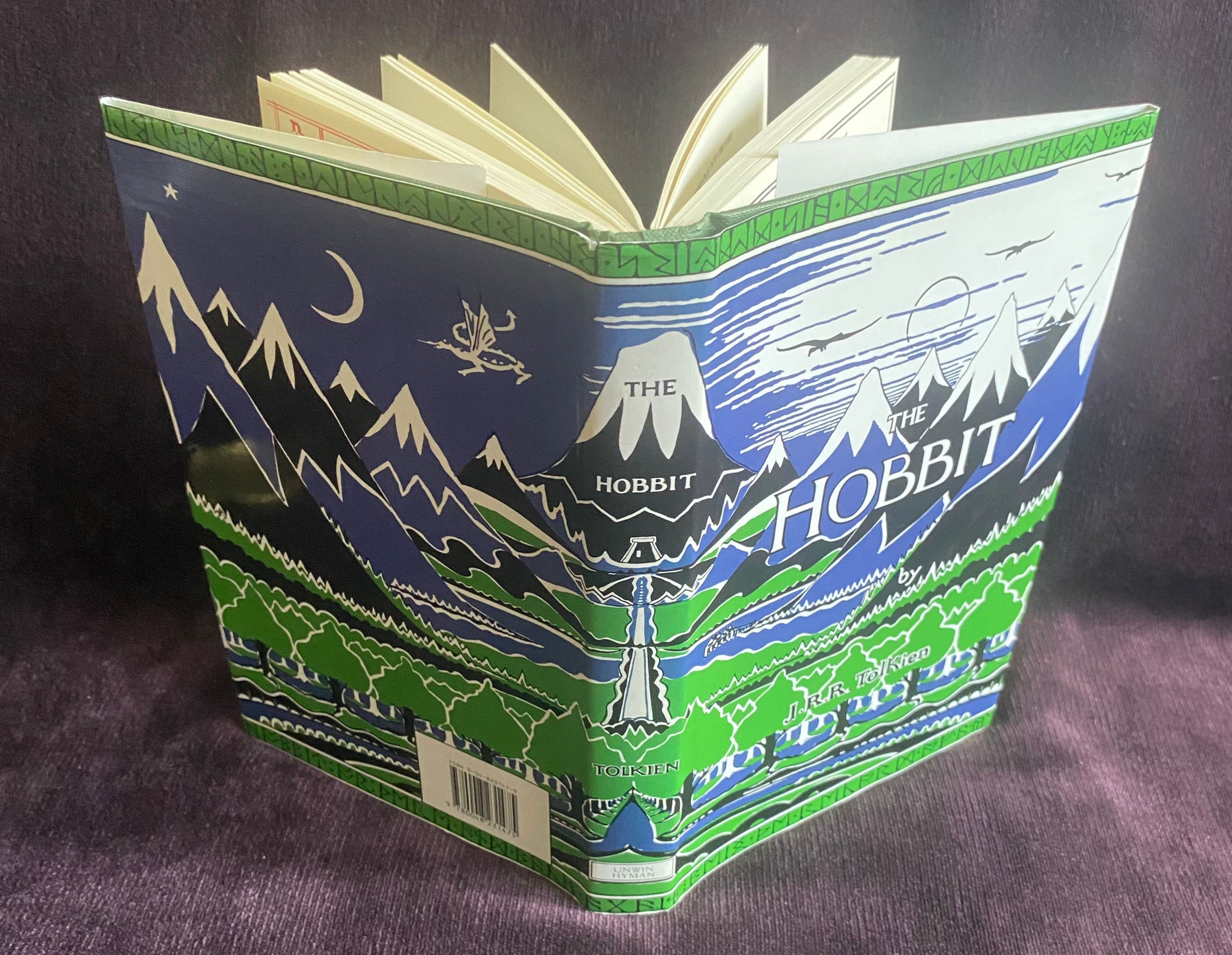 The Hobbit. 1990. J.R.R.Tolkien
