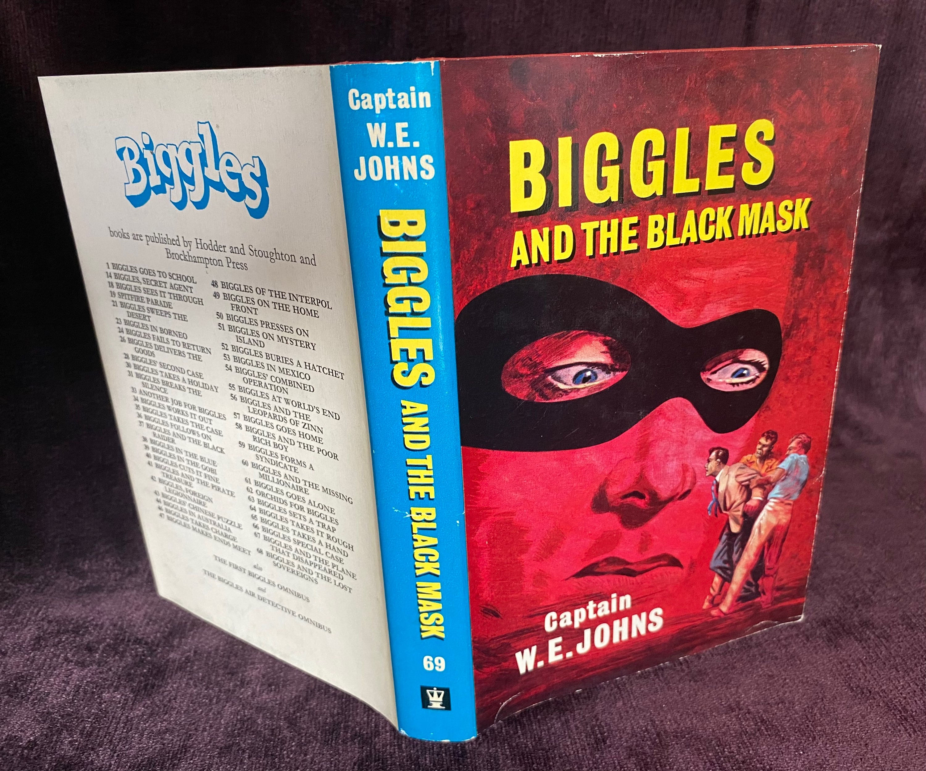 Biggles and the Black Mask W E Johns SOLD