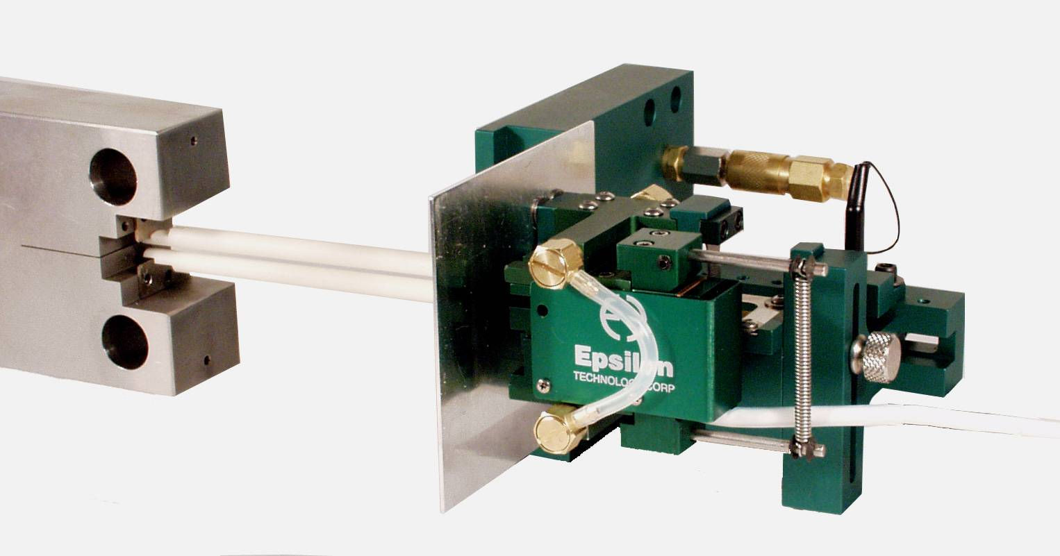 Extensômetro COD 3548 para Altas Temperaturas (1200 °C ou 1600 °C)