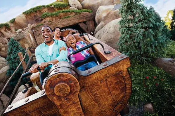 Pacotes de Viagem para conhecer a Disney em Orlando com aéreo, hotel e ingressos - Primo Travel