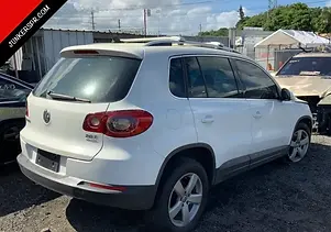 TIGUAN S 2010 (2/23) 
