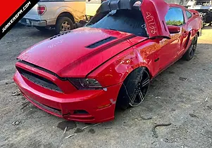 piezas de FORD MUSTANG 2014 en Junker Gardy, Moca; recibido en dic 2023