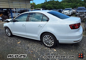 VOLKSWAGEN JETTA SEL 2016