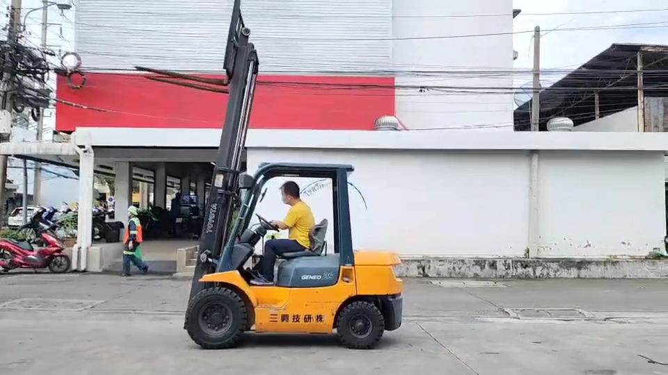 ภาพขนาดย่อ: TOYOTA 7FD25 เครื่องดีเซล