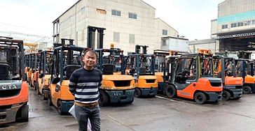 นำเข้าและจัดจำหน่ายรถยกญี่ปุ่น โฟล์คลิฟท์ญี่ปุ่น โฟล์คลิฟท์มือสอง