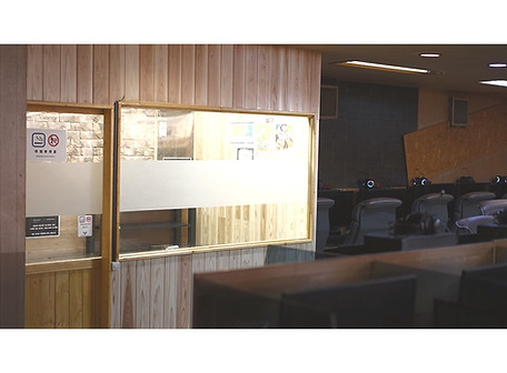 WOW PC店内に設置された紙巻たばこ専用の喫煙ブース