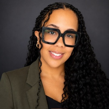 Writer: Kearia White