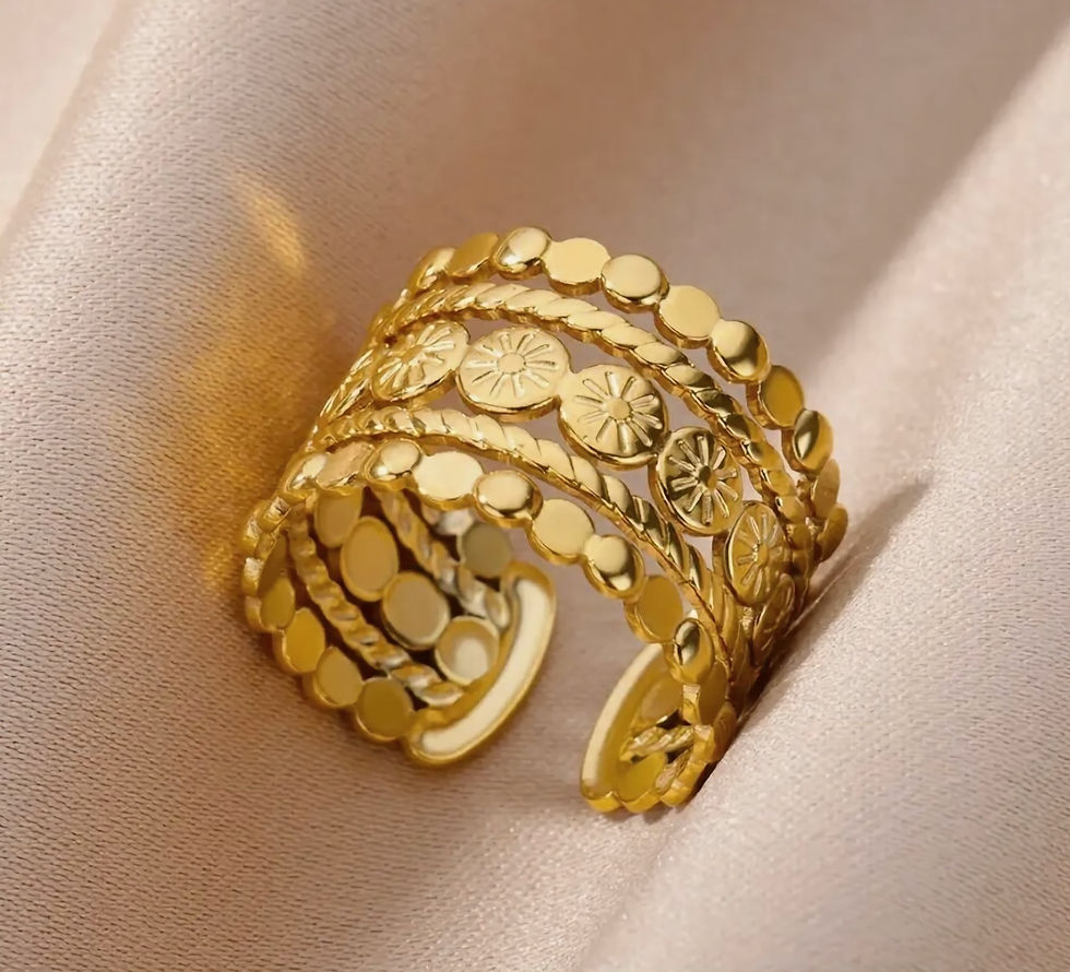 Thumbnail: grote ring van rvs in goud kleur