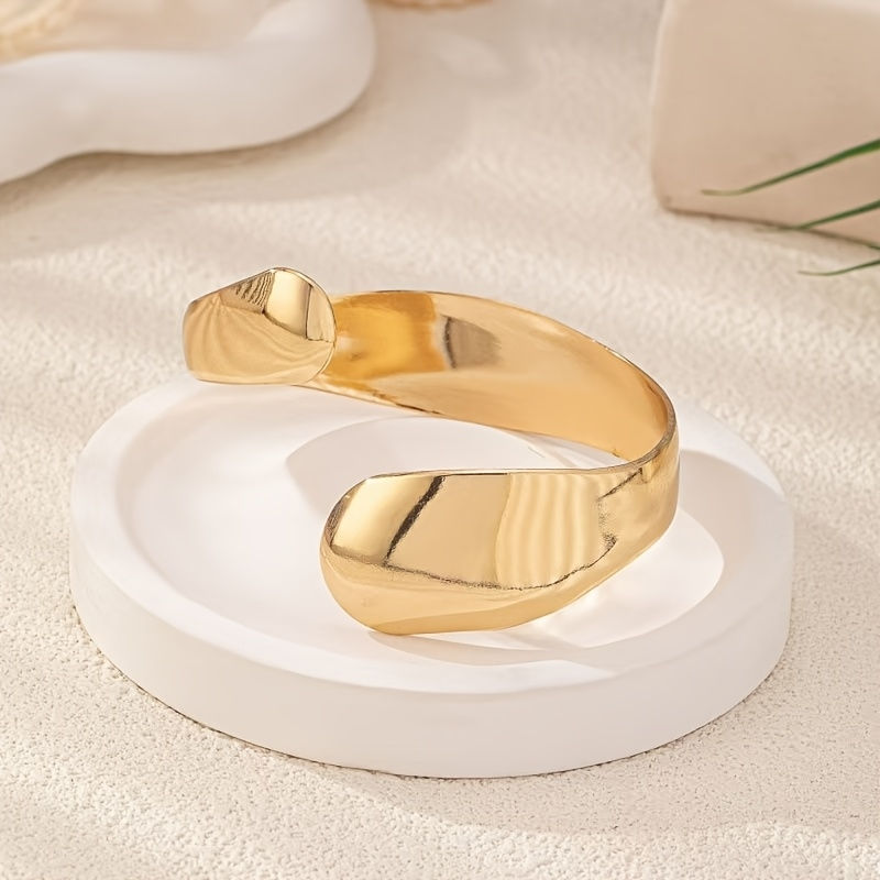 Thumbnail: Cuff Felice | armband zilver dames