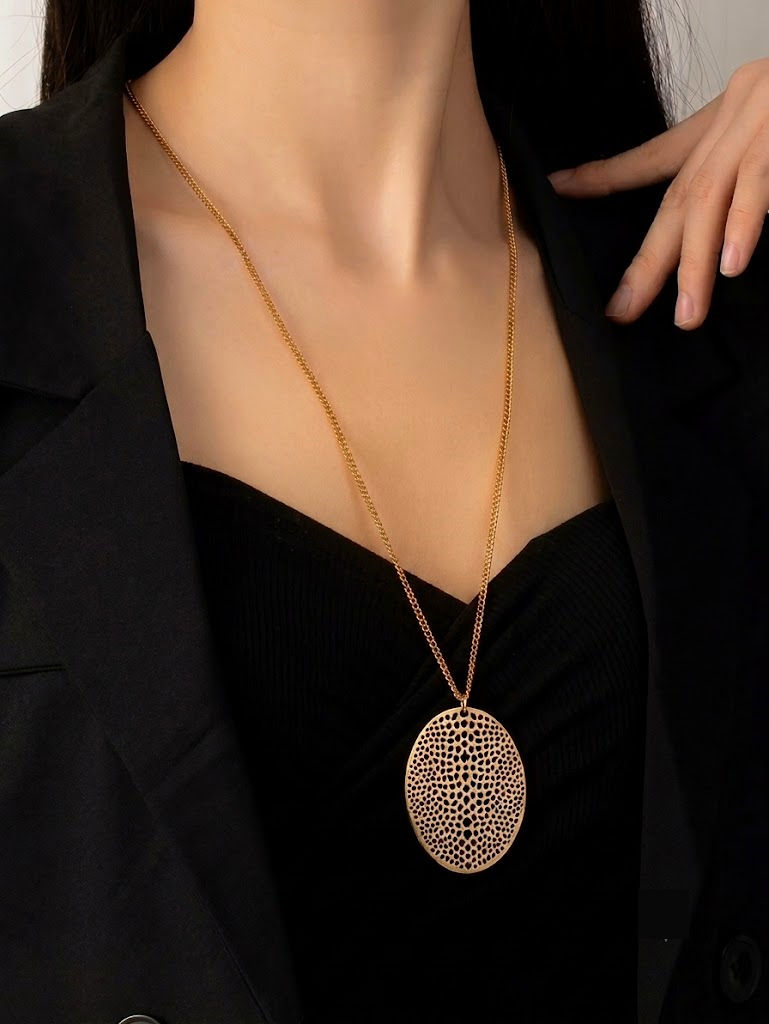 lange ketting goud met ovale hanger goud van world's finest modelfoto