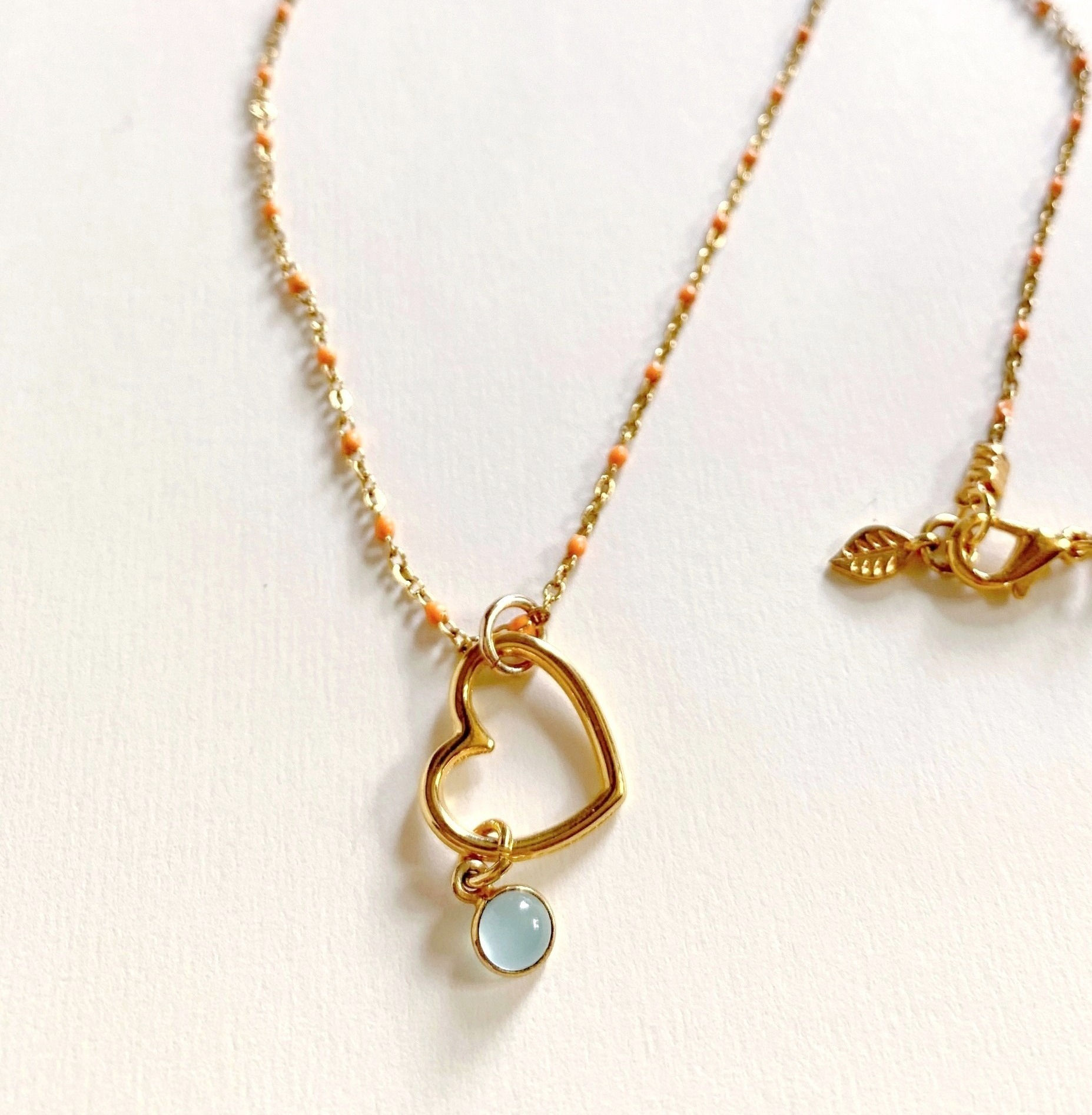 Edelsteen geboortesteen ketting goud met Aquamarijn hanger van world's finest vooraanzicht