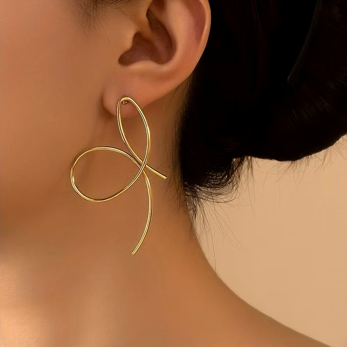 bijzondere statement oorbellen in goud van world's finest