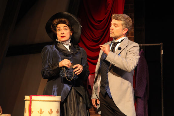 I LOVE A PIANO
Walnut Street Theatre
Ellie Mooney: Director/Choreographer