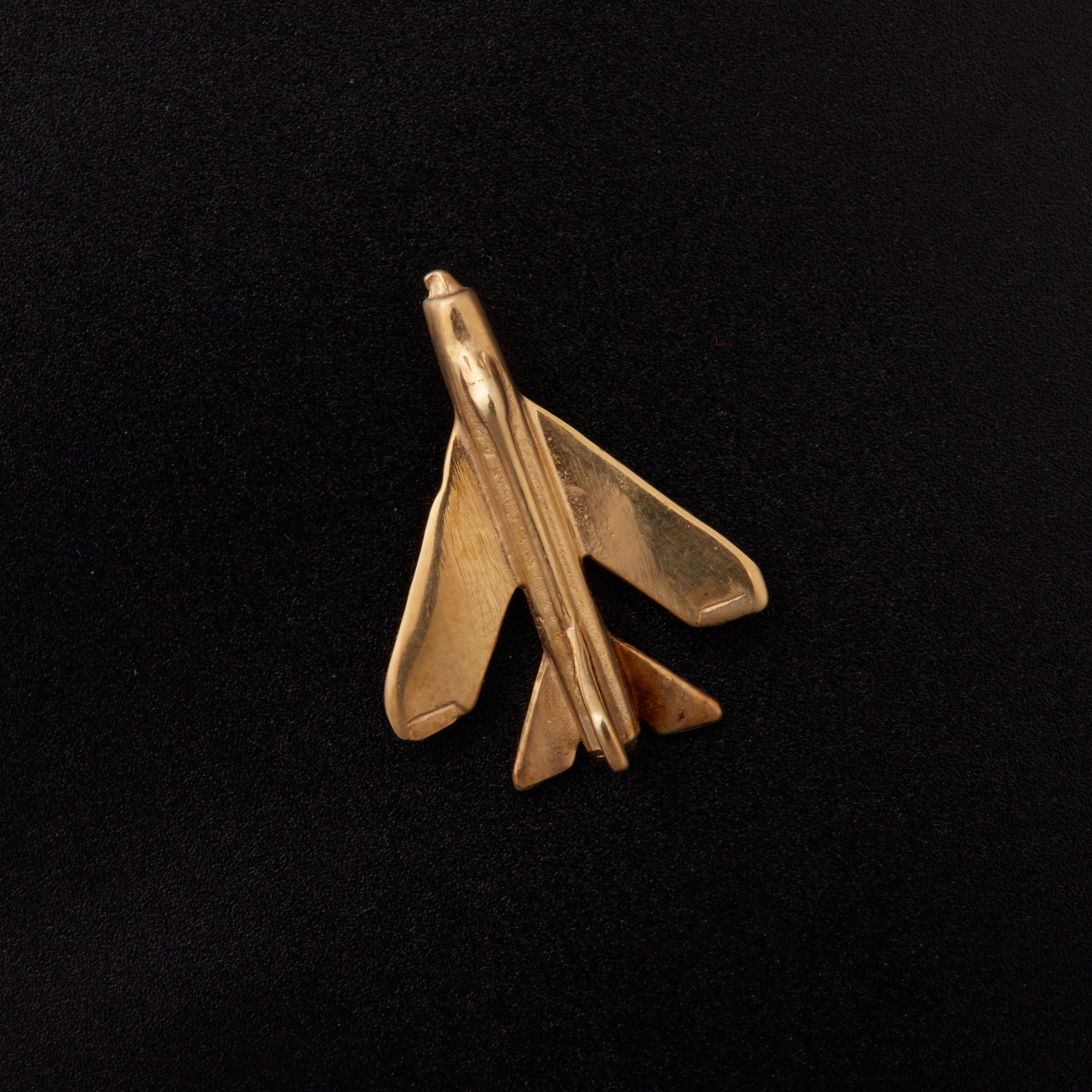 18ct Gold Plated Lightning tie pin