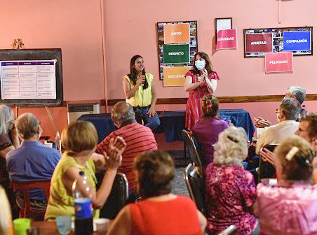 Con un encuentro de reflexión, cerró el Mes del Adulto Mayor