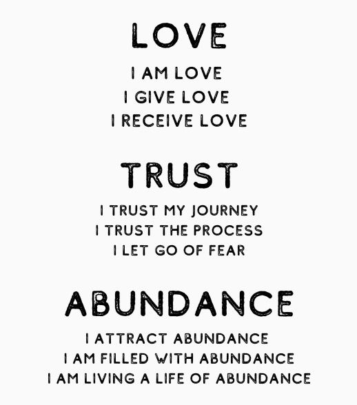 Thumbnail: Palo Santo         Affirmation Smudge Bundle Gift Set