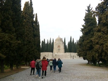 Εκδρομή στα Συμμαχικά Νεκροταφεία
