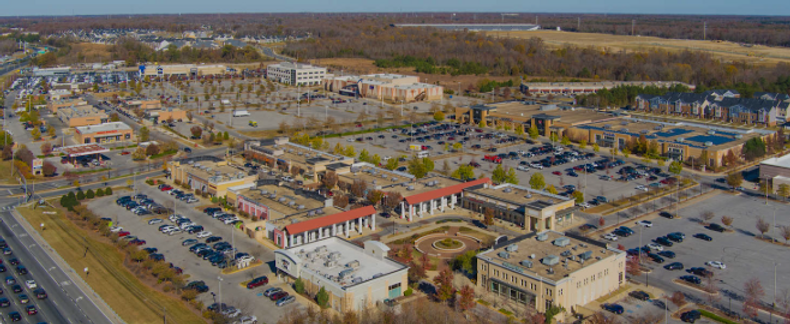 Junkman Removal & Disposal Services truck providing junk removal in Largo, Maryland – residential, commercial, estate, and construction cleanouts.