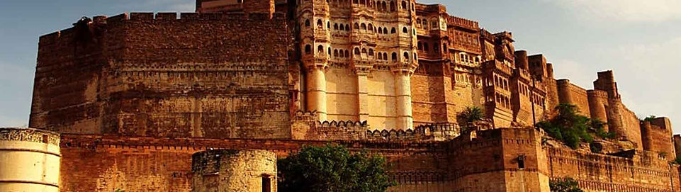 Forts-and-Palaces-Tours-in-Bharat
