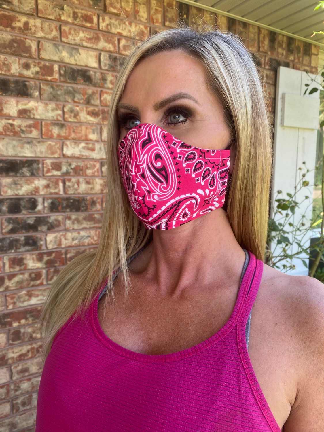 Hot pink bandana WOMEN’s 3-layer mask