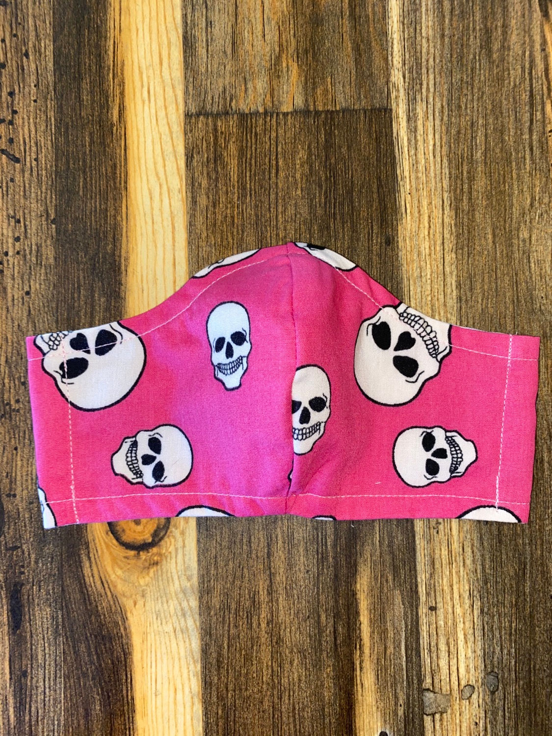 Hot pink skulls WOMAN’s 3-layer mask