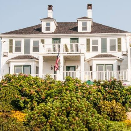 Greenleaf Inn & Suites