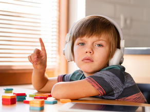 מה באמת קורה לפני ההתפרצות – ולמה רוב ההורים מזהים את זה מאוחר מדי