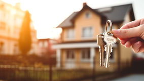 Co powinna zawierać dobrze skonstruowana umowa najmu nieruchomości?