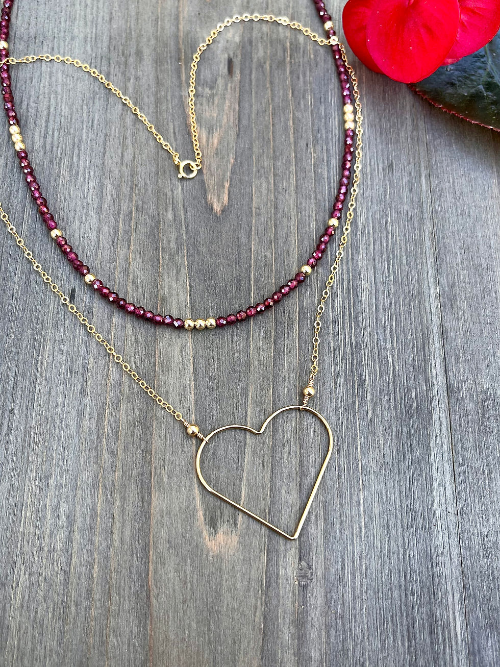 Miniatura: Garnet beaded Necklace