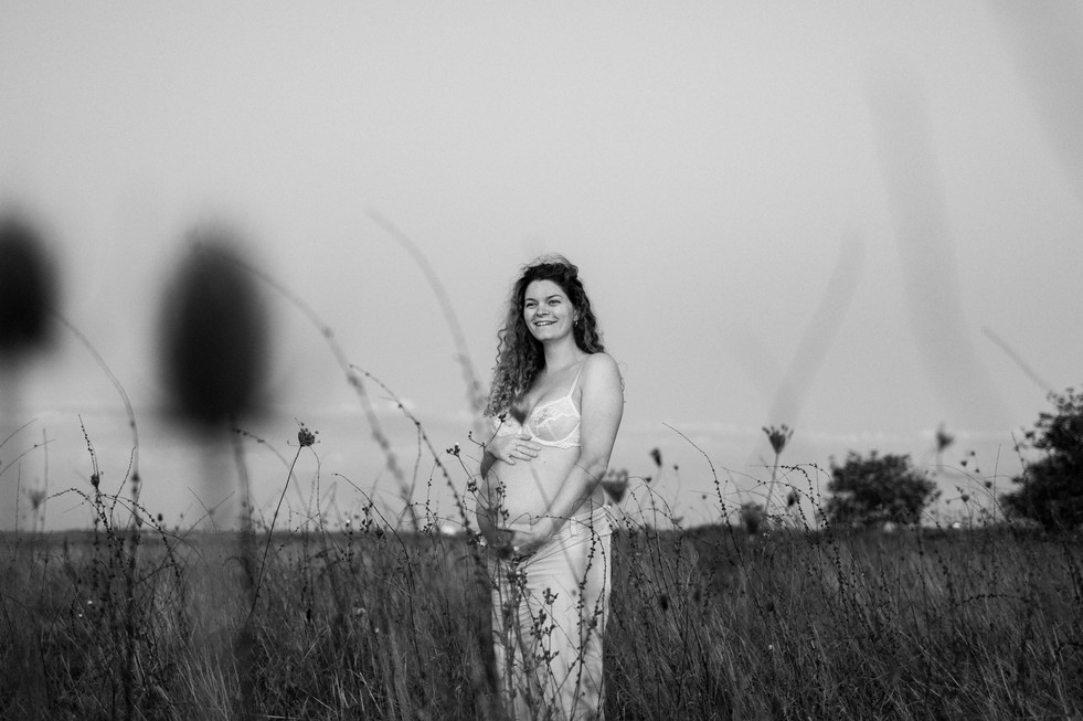 Séance photo grossesse intimiste 86