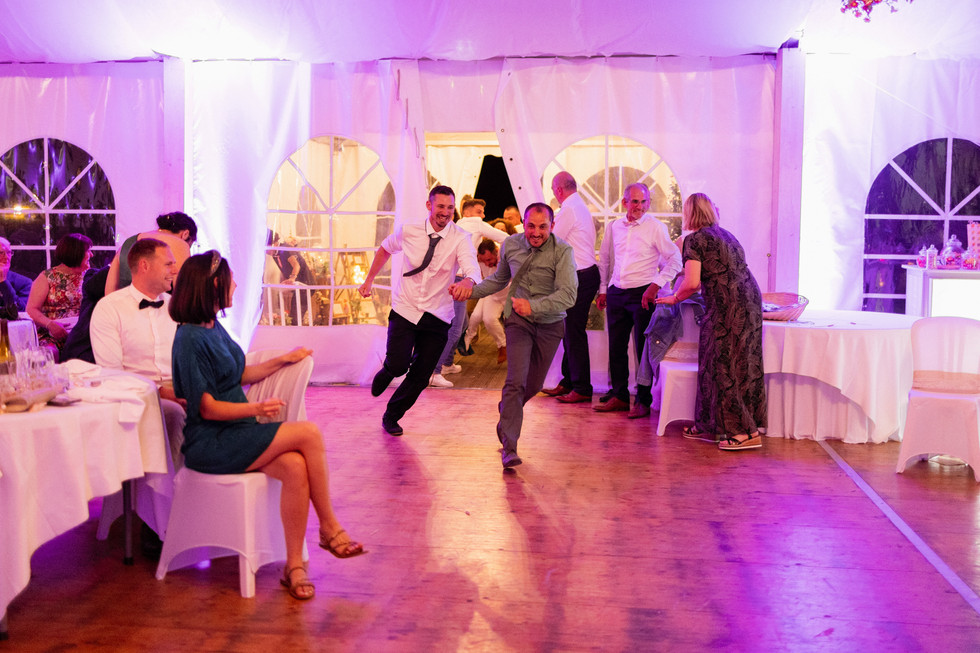 mariage au domaine de l'abbaye du pin à Béruges 86