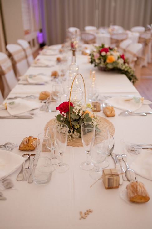 mariage au domaine de l'abbaye du pin à Béruges 86