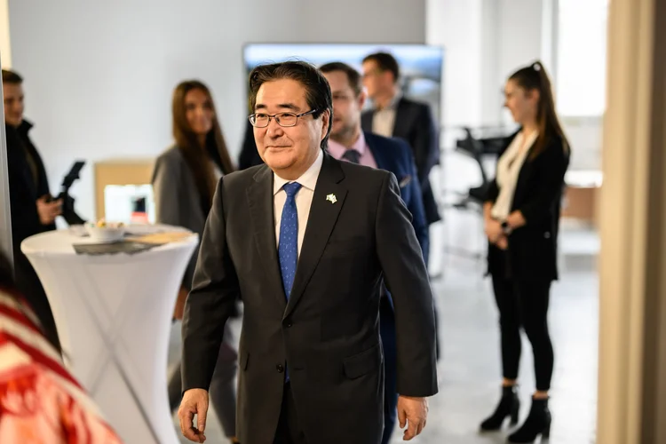 Foreign visitor in the showroom.